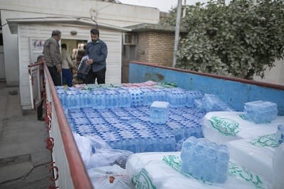 ارسال دومین محموله کمکهای مناطق نفتخیز جنوب به آبادان ارسال دومین محموله کمکهای مناطق نفتخیز جنوب به آبادان