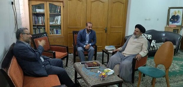 دیدارمدیر عامل برق اهواز باامام جمعه موقت اهواز دیدارمدیر عامل برق اهواز باامام جمعه موقت اهواز