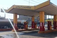 گلایه شهروندان اهوازی از نبود کارت سوخت و بنزین در جایگاه های پمپ بنزین این شهرستان