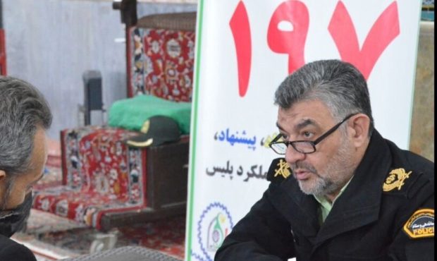 رسیدگی به مشکلات پلیسی اهواز با حضور فرمانده انتظامی در مسجد زین العابدین رسیدگی به مشکلات پلیسی اهواز با حضور فرمانده انتظامی در مسجد زین العابدین