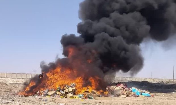 انهدام ۴۸تن انواع کالای های غیر قابل مصرف و غیر قابل عرضه در بازار انهدام ۴۸تن انواع کالای های غیر قابل مصرف و غیر قابل عرضه در بازار