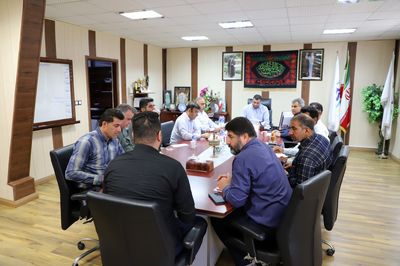 نشست هم اندیشی با تشکل های آب بران حوضه جراحی برگزار شد نشست هم اندیشی با تشکل های آب بران حوضه جراحی برگزار شد