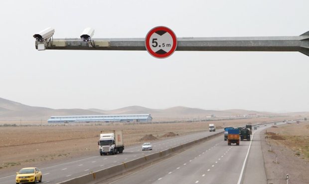 افزایش سامانههای ثبت تخلف رانندگی در محورهای خوزستان افزایش سامانههای ثبت تخلف رانندگی در محورهای خوزستان
