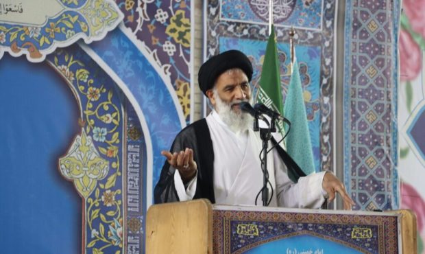 ابراز گلهمندی امام جمعه اهواز از افزایش قیمت کالا در بازار ابراز گلهمندی امام جمعه اهواز از افزایش قیمت کالا در بازار