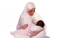 آغوز: طلای مایع و اولین سپر دفاعی نوزاد در هفته جهانی تغذیه با شیر مادر
