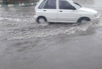 سیلاب باران در اهواز؛ خیابان‌ها به رودخانه تبدیل شدند